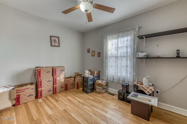 1030 Old Stagecoach Road, Jonesborough, TN 37659