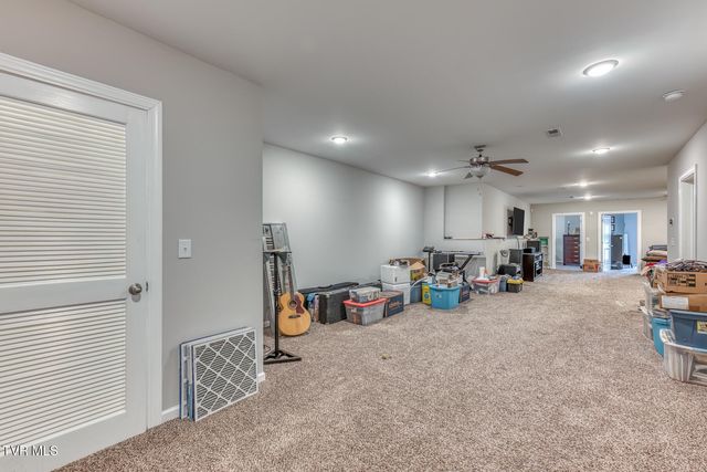 1030 Old Stagecoach Road, Jonesborough, TN 37659