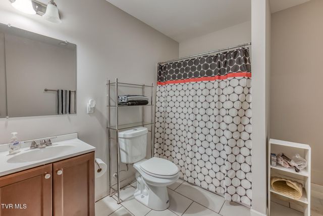 1030 Old Stagecoach Road, Jonesborough, TN 37659