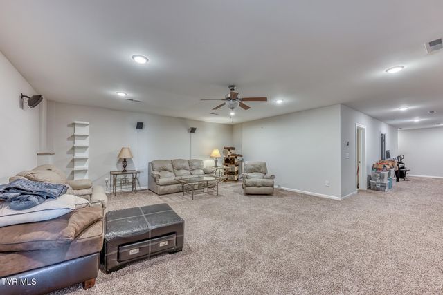 1030 Old Stagecoach Road, Jonesborough, TN 37659