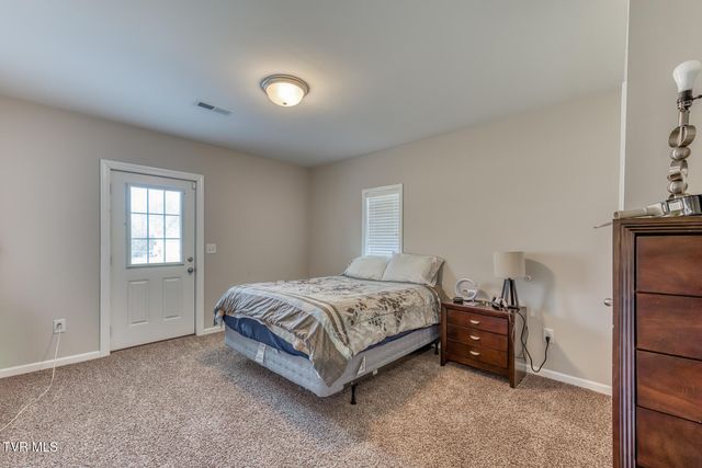 1030 Old Stagecoach Road, Jonesborough, TN 37659