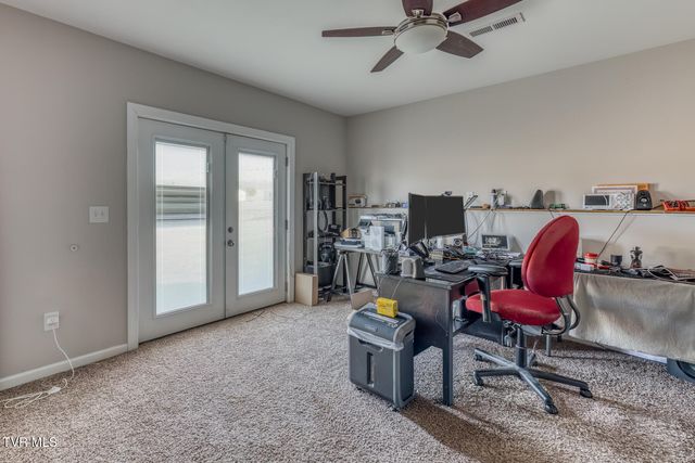 1030 Old Stagecoach Road, Jonesborough, TN 37659