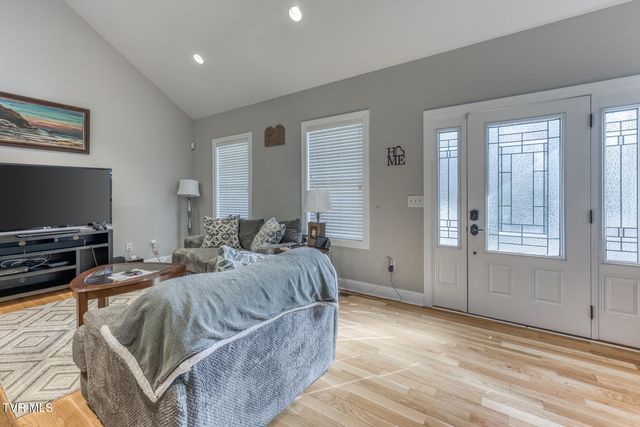 1030 Old Stagecoach Road, Jonesborough, TN 37659