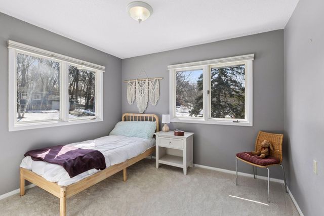 16600 Blenheim Way, Minnetonka, MN 55345