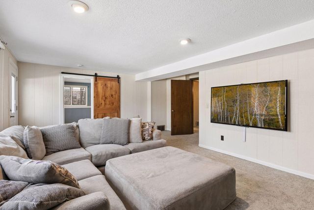 16600 Blenheim Way, Minnetonka, MN 55345