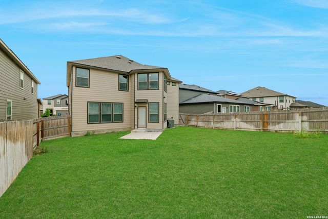 412 Deer Crest Dr, New Braunfels, TX 78130