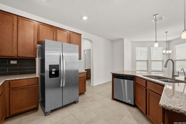 412 Deer Crest Dr, New Braunfels, TX 78130
