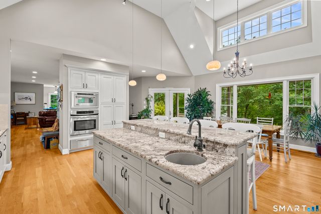 28 Sergeant Morgan Road, Haddam, CT 06424