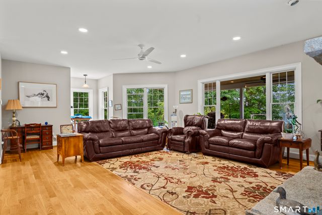 28 Sergeant Morgan Road, Haddam, CT 06424