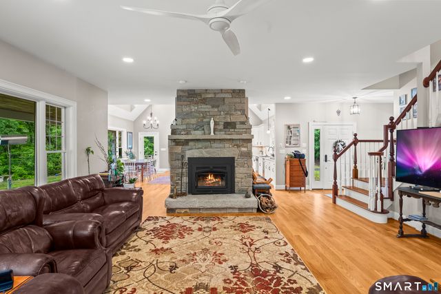 28 Sergeant Morgan Road, Haddam, CT 06424