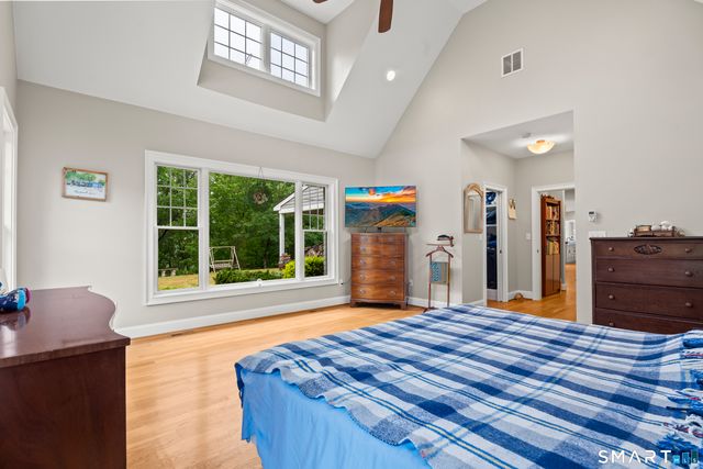 28 Sergeant Morgan Road, Haddam, CT 06424
