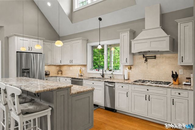 28 Sergeant Morgan Road, Haddam, CT 06424