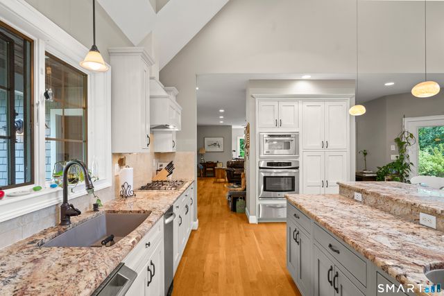 28 Sergeant Morgan Road, Haddam, CT 06424