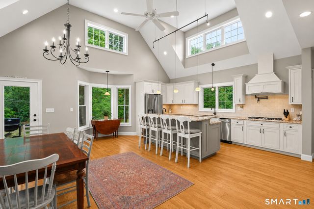 28 Sergeant Morgan Road, Haddam, CT 06424