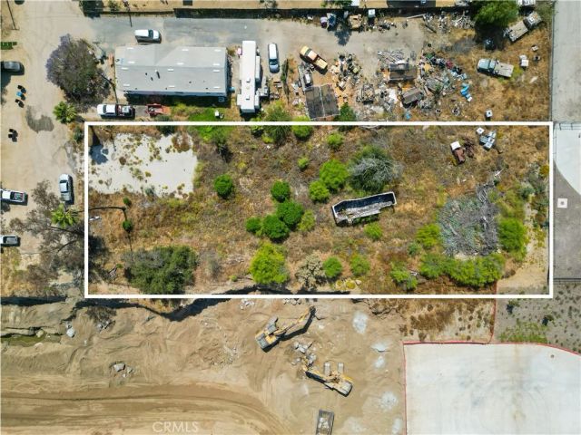 22738 Redwood, Perris, CA 92570