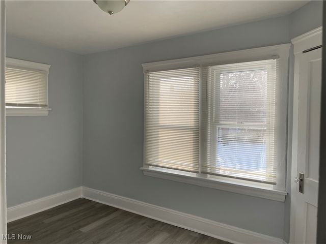 3377 Lownesdale Road, Cleveland Heights, OH 44112