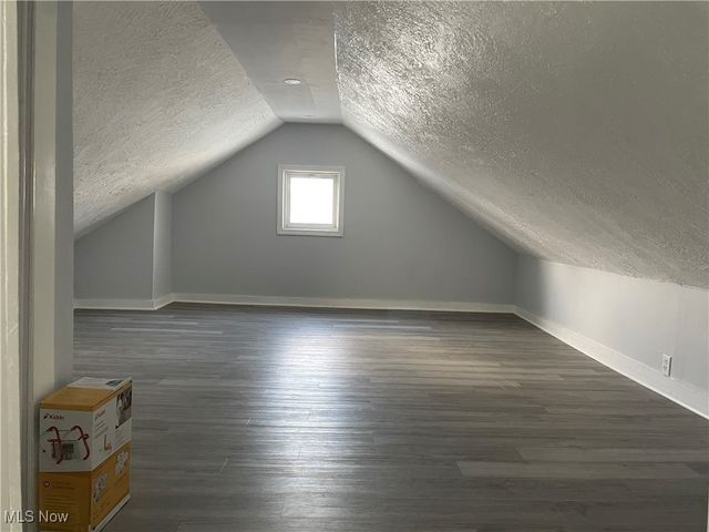 3377 Lownesdale Road, Cleveland Heights, OH 44112