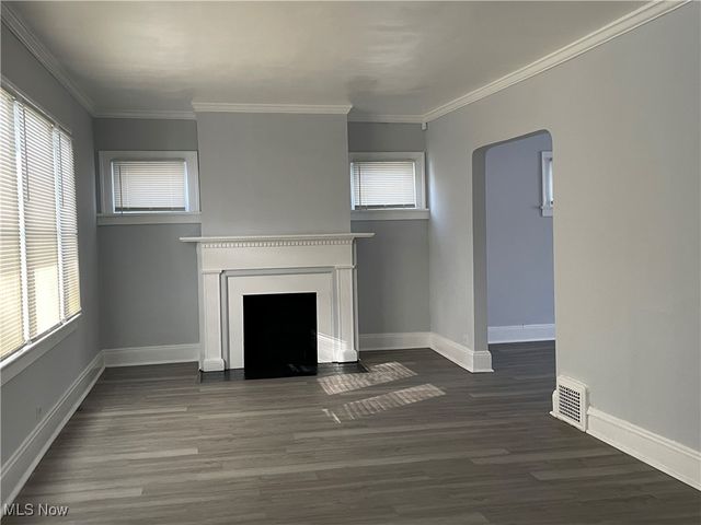 3377 Lownesdale Road, Cleveland Heights, OH 44112