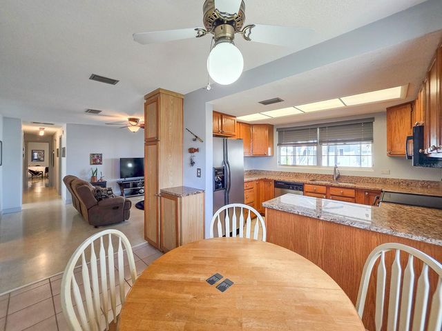 5 EMERALD CIRCLE, Ormond Beach, FL 32174