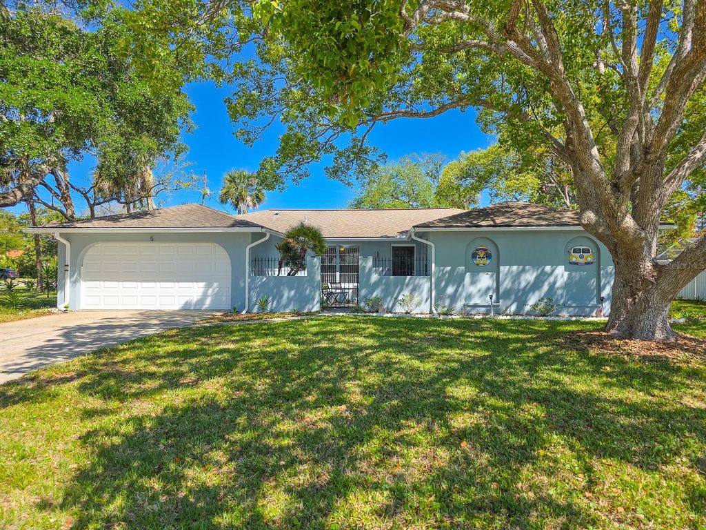 5 EMERALD CIRCLE, Ormond Beach, FL 32174