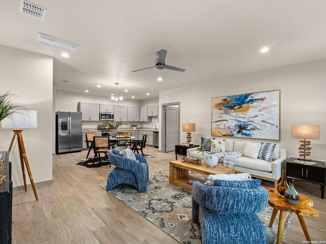 1554 Gruene Rd # B-3, New Braunfels, TX 78130