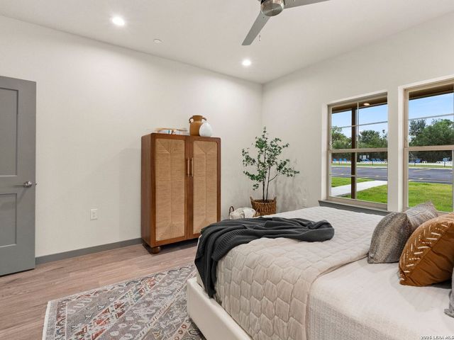 1554 Gruene Rd # B-3, New Braunfels, TX 78130