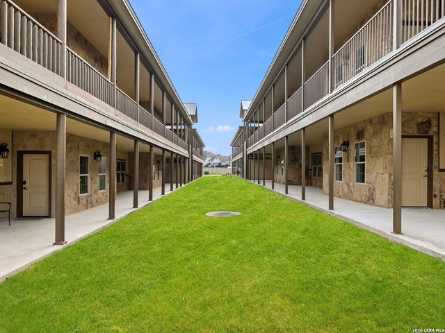 1554 Gruene Rd # B-3, New Braunfels, TX 78130