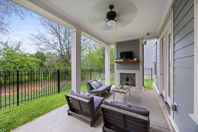 5722 Heirloom Dr, Murfreesboro, TN 37129