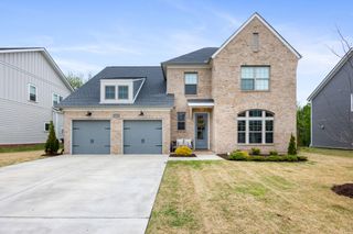 5722 Heirloom Dr, Murfreesboro, TN 37129