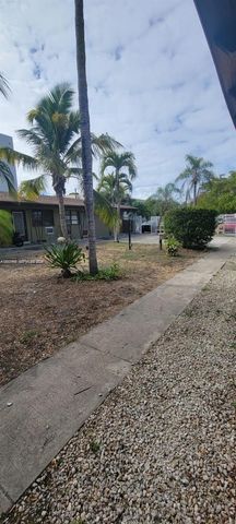 12605 NE 13th Ave 6, North Miami, FL 33161