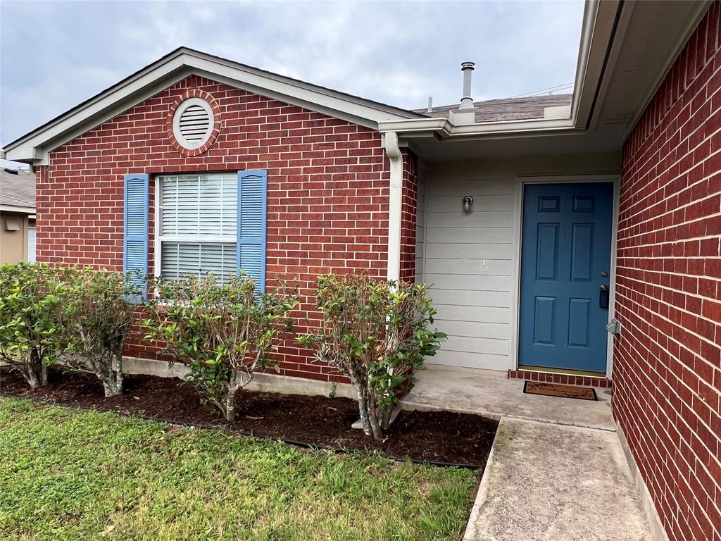 112 Mason Reed CV, Kyle, TX 78640