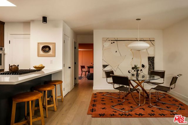 3906 Tracy Street, Los Angeles, CA 90027