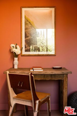 3906 Tracy Street, Los Angeles, CA 90027