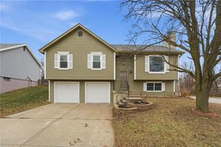 6801 T Gabbert Drive, Pleasant Valley, MO 64068