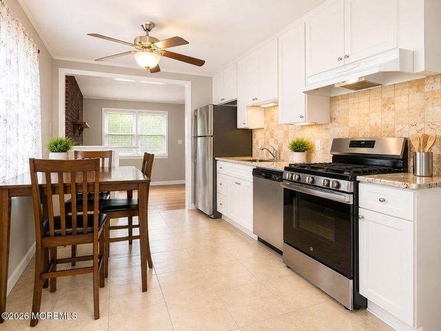 162 Seabreeze Way, Keansburg, NJ 07734