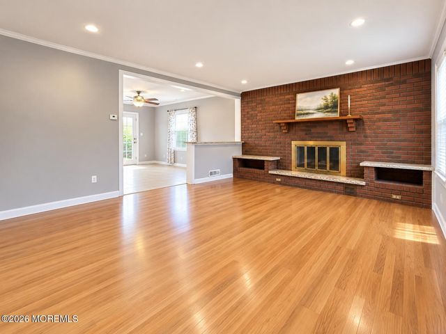 162 Seabreeze Way, Keansburg, NJ 07734