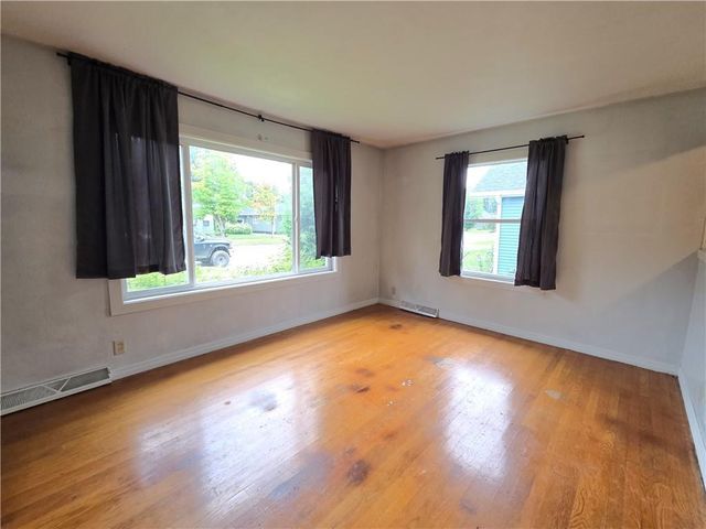 120 Noble Avenue, Rice Lake, WI 54868