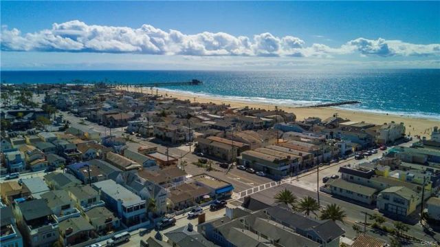 202 30th Street B, Newport Beach, CA 92663