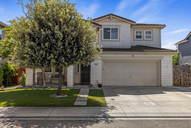 2630 Novi Dr, Riverbank, CA 95367