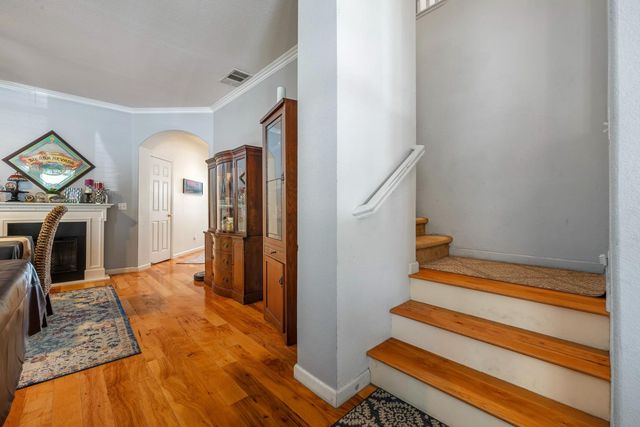 2630 Novi Dr, Riverbank, CA 95367