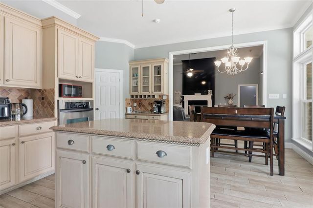 4916 Westridge Park W Park, Lake Charles, LA 70605