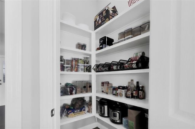 4916 Westridge Park W Park, Lake Charles, LA 70605