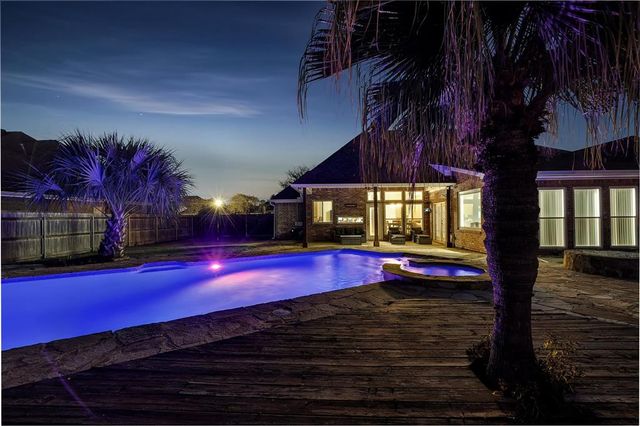 4916 Westridge Park W Park, Lake Charles, LA 70605