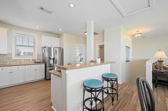 4203 Green Heron Drive, Galveston, TX 77554