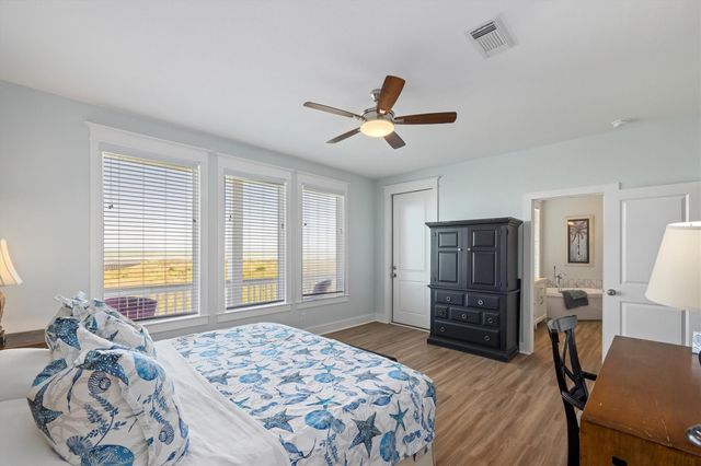 4203 Green Heron Drive, Galveston, TX 77554