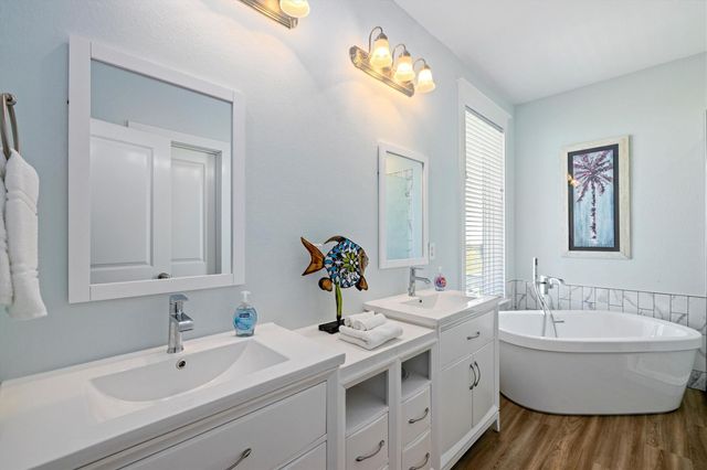 4203 Green Heron Drive, Galveston, TX 77554
