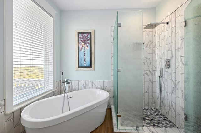 4203 Green Heron Drive, Galveston, TX 77554