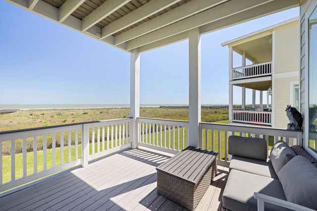 4203 Green Heron Drive, Galveston, TX 77554