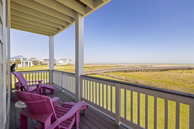 4203 Green Heron Drive, Galveston, TX 77554