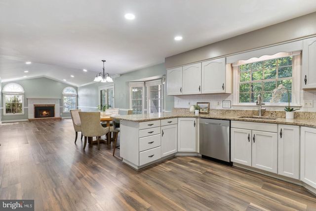 105 WESTMORLAND CT, La Plata, MD 20646